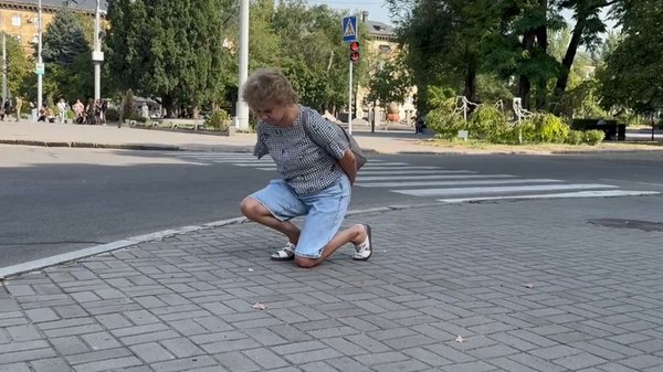 “До серця руку” й шана полеглим: гідна поведінка під час хвилини мовчання та вшанування…